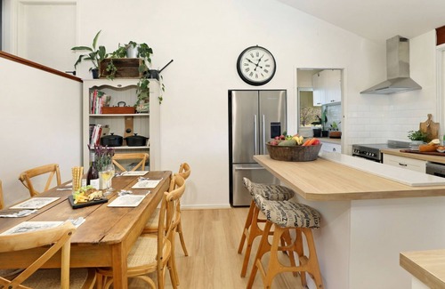 Paddys River Cottage | Ealu Farm - Stay 3, Pay 2