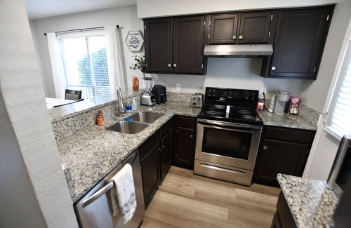 West Arlington House | Early Checkin/free breakfast/AT&T Cowboys/pets ok