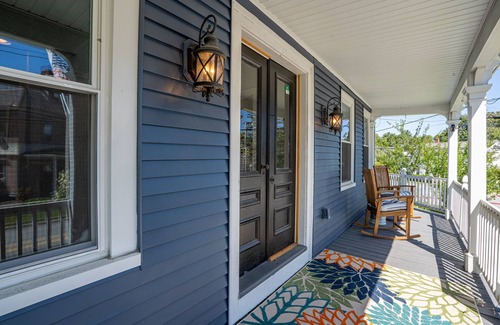 Meredith House | Easiest Location! Rent a Boat, Attend a Wedding! 2600sqft on Main St Meredith