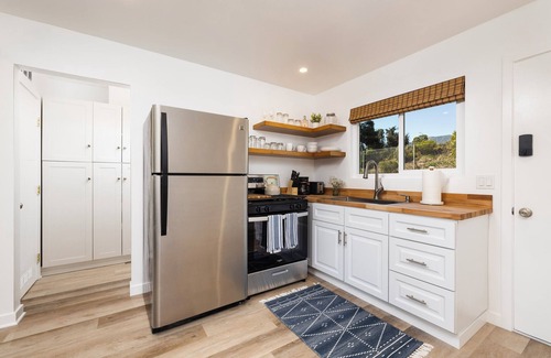 East Beach Apartment | East Beach Bungalow!