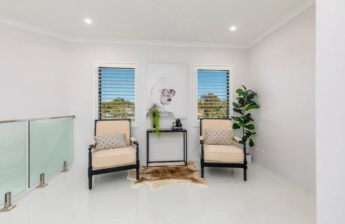 East Victoria Park House | East Vic Park Luxe New Home