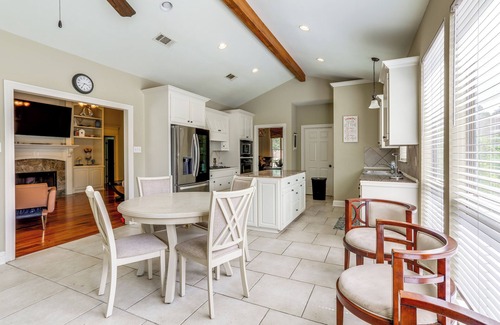 Prairieville House | Easy Access to I-10: Family Home in Prairieville!