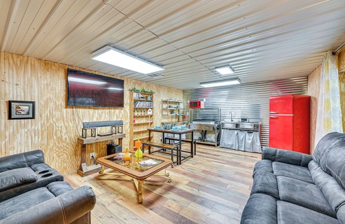 Texarkana Apartment | Easy I-30 Access: Cozy Texarkana Apt w/Essentials
