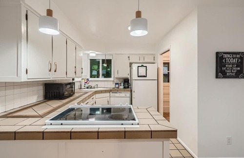 Barths House | Easy to Denver-Marvelous Mid-Century Mod Charmer!