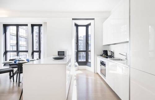 San Babila Apartment | Easylife - Sophisticated abode 2min from the Duomo