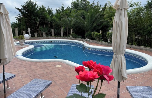 Revilla Villa | Ebano&Marfil Suite Home. A different kind of villa.
