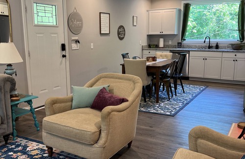 Rossville House | Eclectic Charm