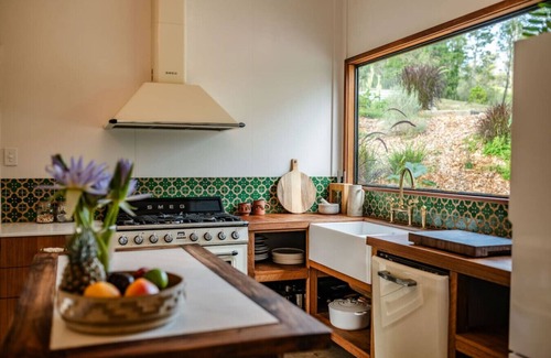 Bellingen Cabin | Eco Off Grid Cabin- 2 minutes from Bellingen