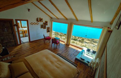 Isla del Sol Cabin | Ecolodge K'arasirca