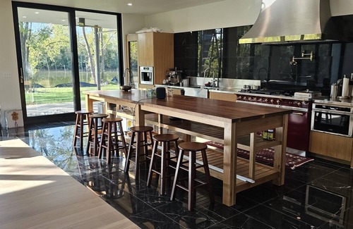 King House | 🍃EcoLux Estate w/La Canche Range & Hot Tub: 7 miles to UM