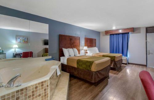 Aiken Cabin | Econo Lodge Aiken Central