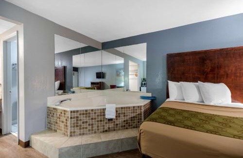 Aiken Cabin | Econo Lodge Aiken Central