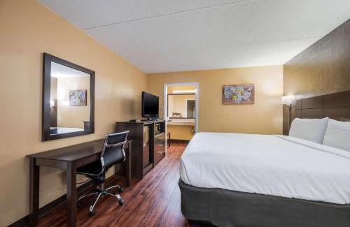 Columbus Hotel | Econo Lodge Columbus near Airport