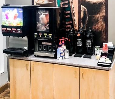 Winnemucca Hotel | Econo Lodge Inn & Suites Winnemucca