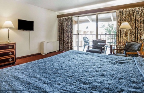 Old Southwest Hotel | Econo Lodge new Reno - Sparks Convention Center