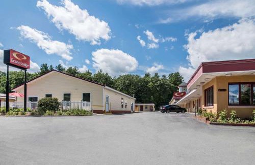 Brattleboro Cabin | Econo Lodge