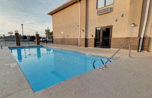 Waynesboro Cabin | Econo Lodge