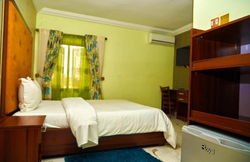 Uyo Hotel | Economy Lodge