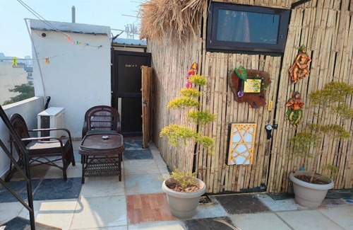 Zirakpur House | ecostay-cozy woods cottages,luxurious rooms,swimming pool & camping