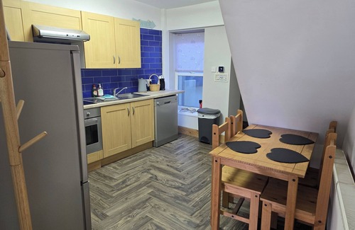 Slyne Cottage | Eden Rose 2-Bed Cottage, Sleeps 4 with Hot Tub