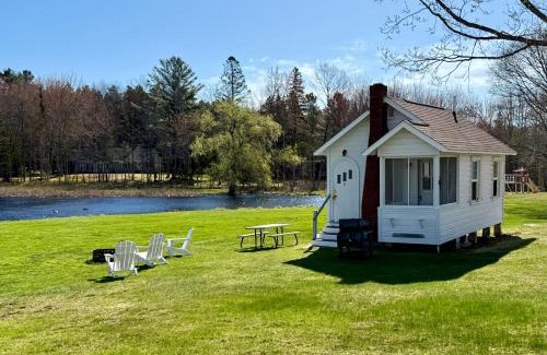 Salsbury Cove Hotel | Eden Village Motel and Cottages