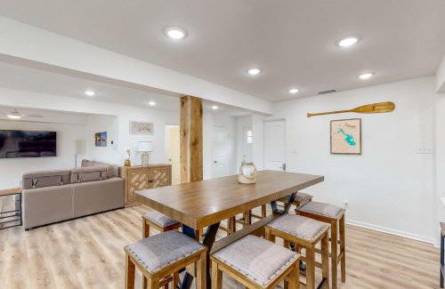 Pointblank House | Edgewater Way