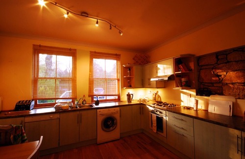 Eskbank House | Edinburgh, Dalkeith , Eskbank , vacation rental. S T LET LICENCE APL' MLOOO90P