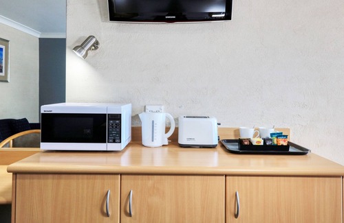 South Tamworth Hotel | Edward Parry Motel & Apartments