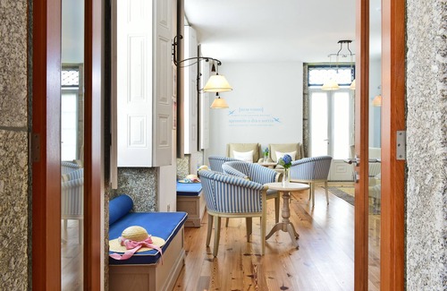 Penafiel House | Egas Moniz 5 Suites Boutique Villa