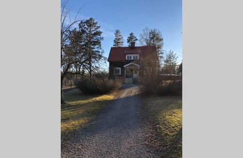 Lindesberg Villa | Egen villa på Islandshästgård