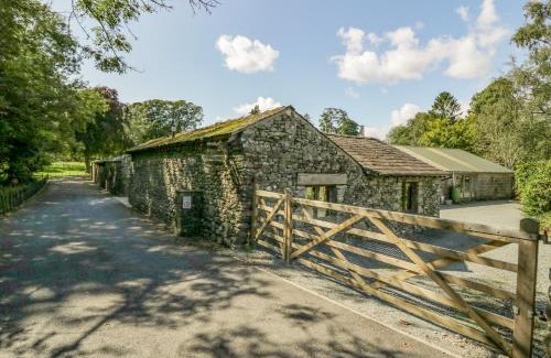 Grange-over-Sands House | Egg Pudding Stone