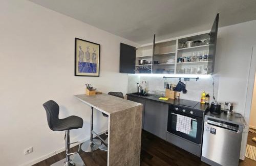 Neuehrenfeld Apartment | Ehrenfeld - Bright 32m2 Flat
