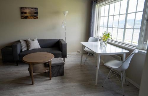 Eidsvag Hotel | Eidsvåg Fjordhotell