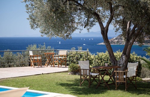 Kontos Villa | Eight Bedroom, Six Bathtoom Villa with Private Pool.