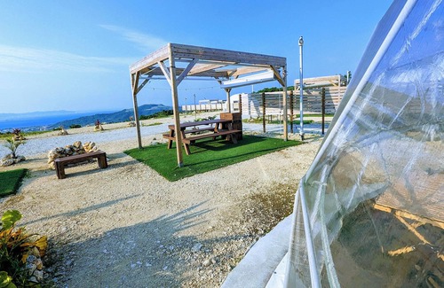 Okinawa RV Rental | EIGHT POINT RESORT OKINAWA - Glamping