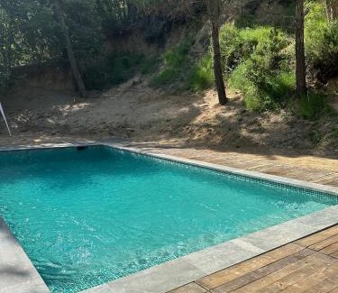 Vallgorguina House | El Niu - L'Amagatall de Cal Tonedor Guest House