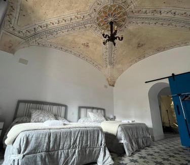 Almendral House | El palacete azul