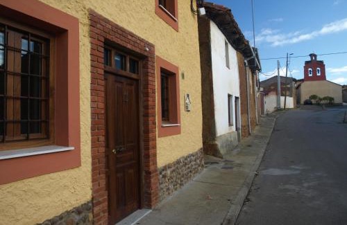 Valverde de la Virgen House | El Peralón de León
