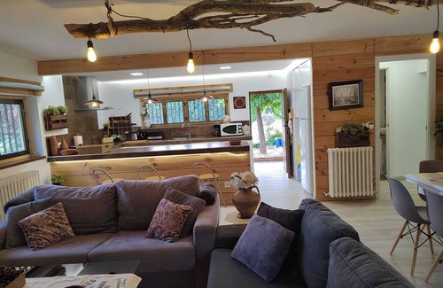 Los Angeles de San Rafael Ski Chalet | El Rincón de Gaia ✨🌸🌱n8 personas, piscina, barbacoa, jardín privado