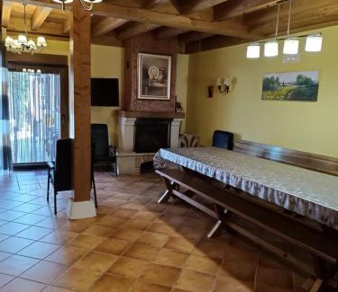 Mambrillas de Lara House | El rincón del alfoz