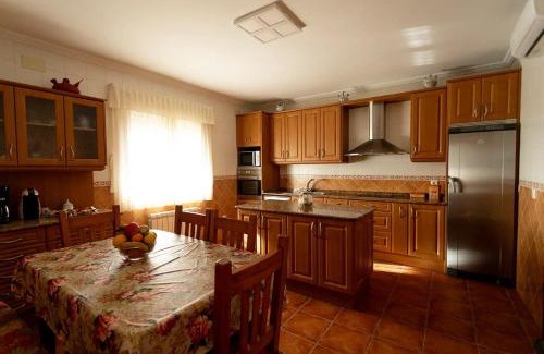 Velada House | EL SECRETO DE LOS PERALES