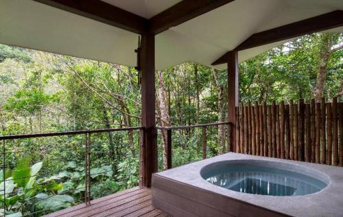 Toro Amarillo Cabin | El Silencio Lodge & Spa Costa Rica