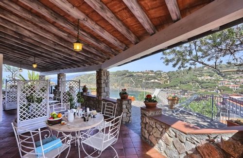 Morcone Apartment | Elba Island directly on the sea beautiful view special offer free wifi