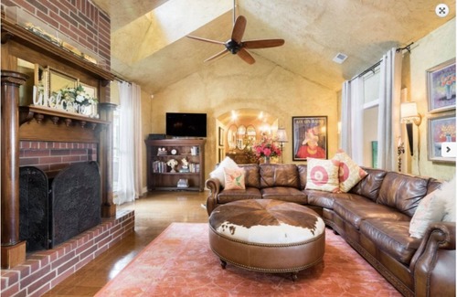 Kyle House | Elegance And Comfort With Our 4000 Sq Ft. Home On 5 Acres ~ Minutes From Austin