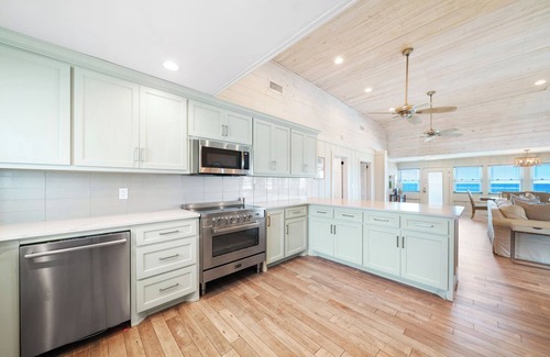Bahama Beach House | Elegance at Oleander. Beach Front home with Crazy Summer Specials On Sale Now!