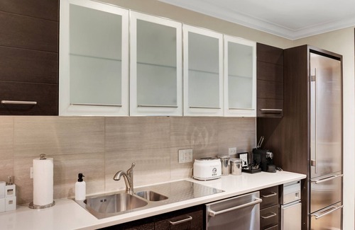 Gold Coast Apartment | Elegant 1 Bed Suite at Walton Residence in Gold Coast Chicago