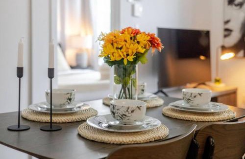 Cite Multimedia Apartment | Elegant 1BR Retreat and Chic Stay in Old Port