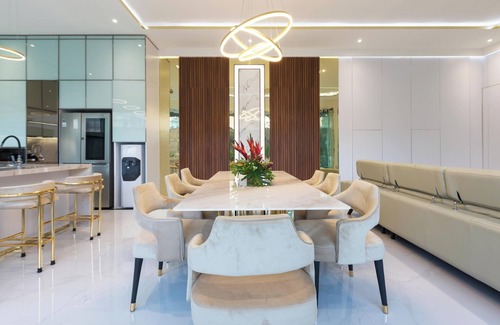 Dewi Sri Villa | Elegant, 4-Bedroom Villa in Legian