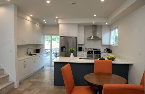 East Hollywood House | Elegant 4BR gated residence in Prime Hollywood