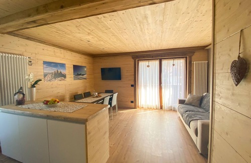Auronzo di Cadore Apartment | Elegant apartment in the heart of Auronzo